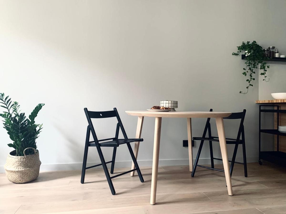 Stylish New Apartment In Riga Old Town - City Centre, Self Check-In, Walkable To Major Attractions Kültér fotó