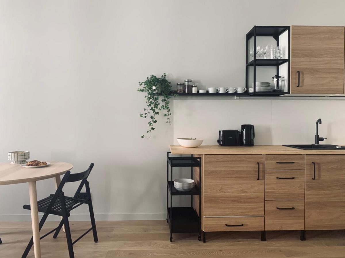 Stylish New Apartment In Riga Old Town - City Centre, Self Check-In, Walkable To Major Attractions Kültér fotó