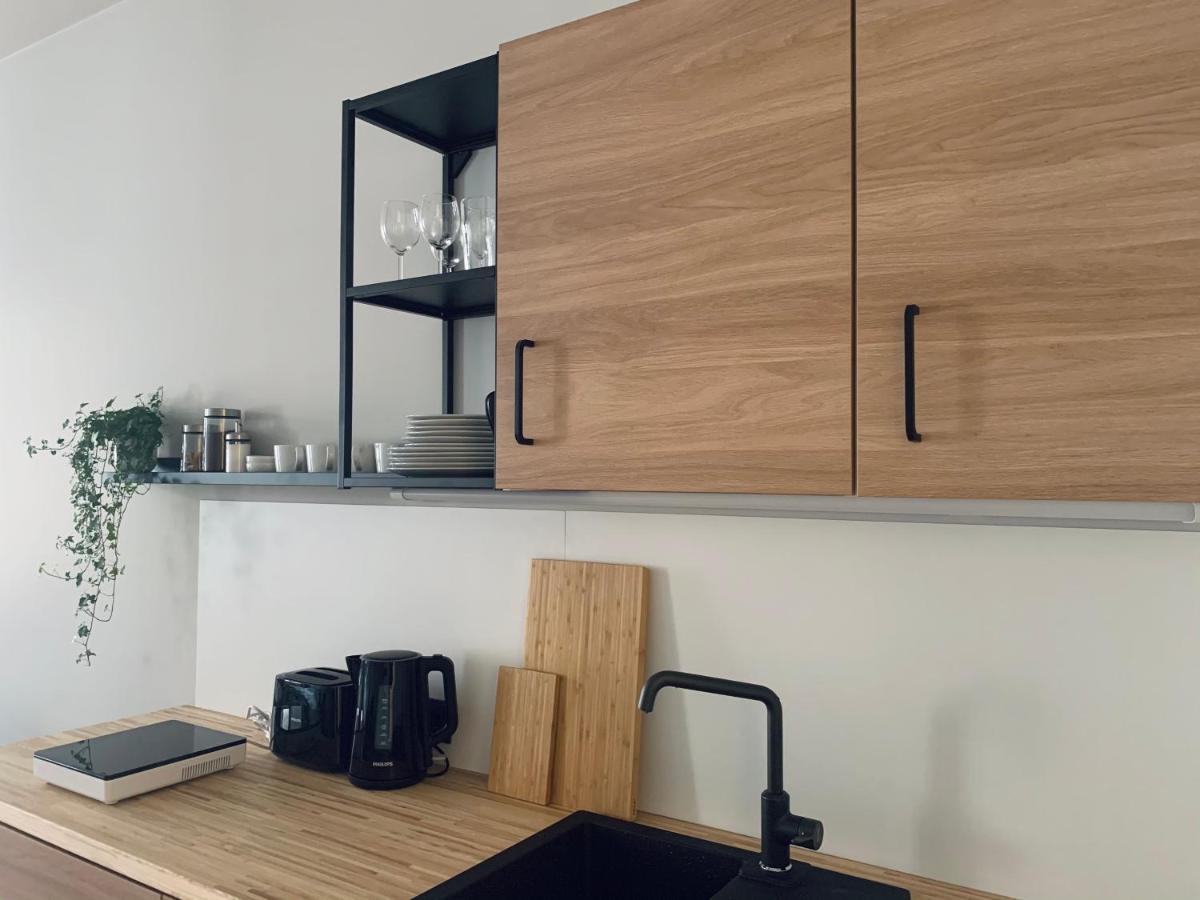 Stylish New Apartment In Riga Old Town - City Centre, Self Check-In, Walkable To Major Attractions Kültér fotó