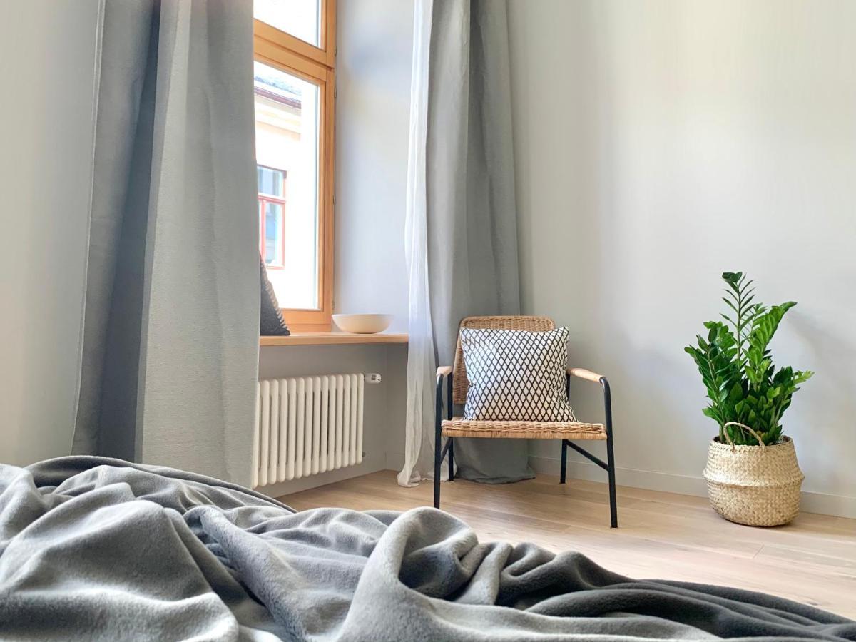 Stylish New Apartment In Riga Old Town - City Centre, Self Check-In, Walkable To Major Attractions Kültér fotó