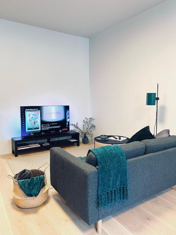 Stylish New Apartment In Riga Old Town - City Centre, Self Check-In, Walkable To Major Attractions Kültér fotó